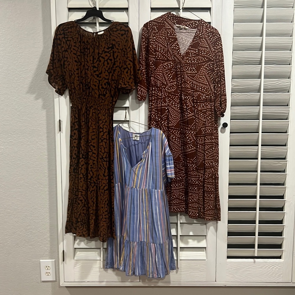 Lot of 3 flows maxi dresses